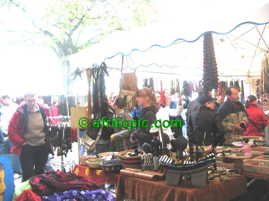 ../Images/afw2006c 101.jpg